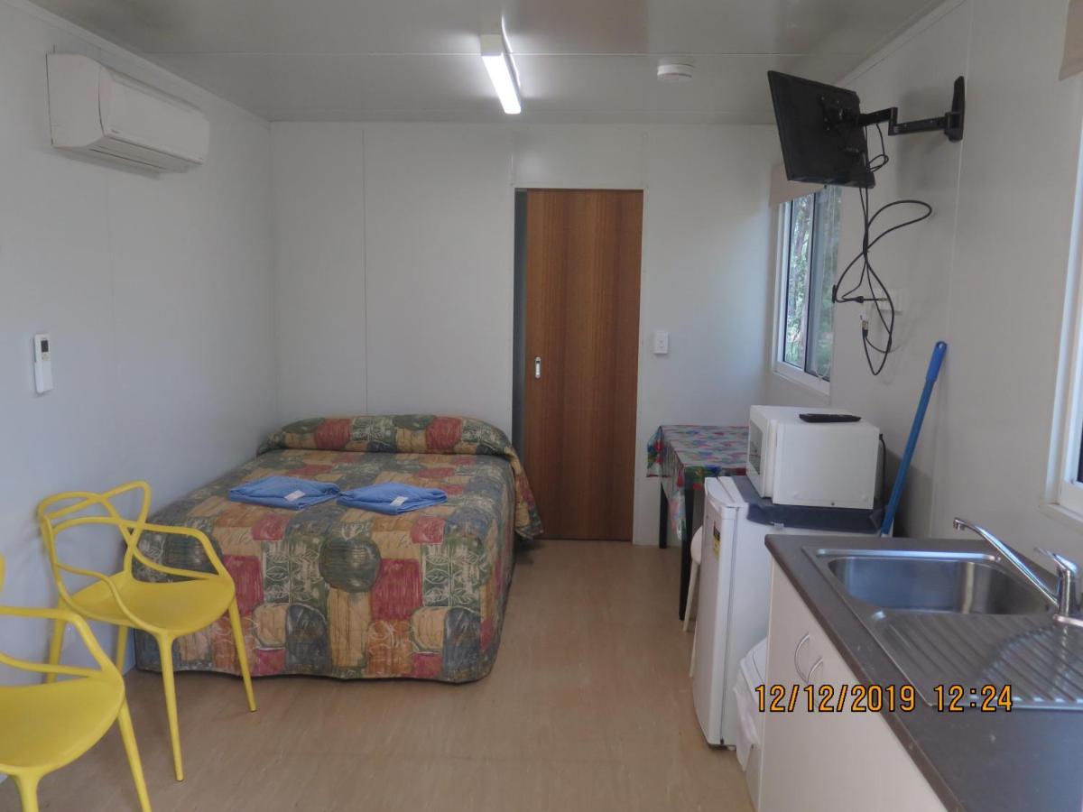 Batchelor Holiday Park Esterno foto